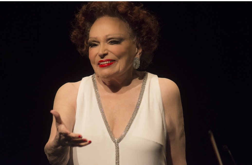 Bibi é a primeira mulher a fazer um show apenas com músicas de Sinatra Foto: William Aguiar/Divulgação